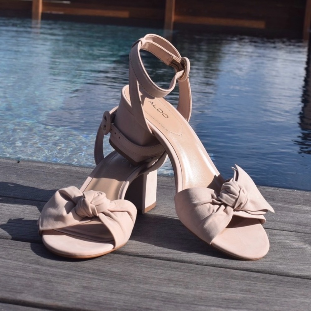 Aldo Pink ankle Wrap Chunky Heel Sandal sz 7.5